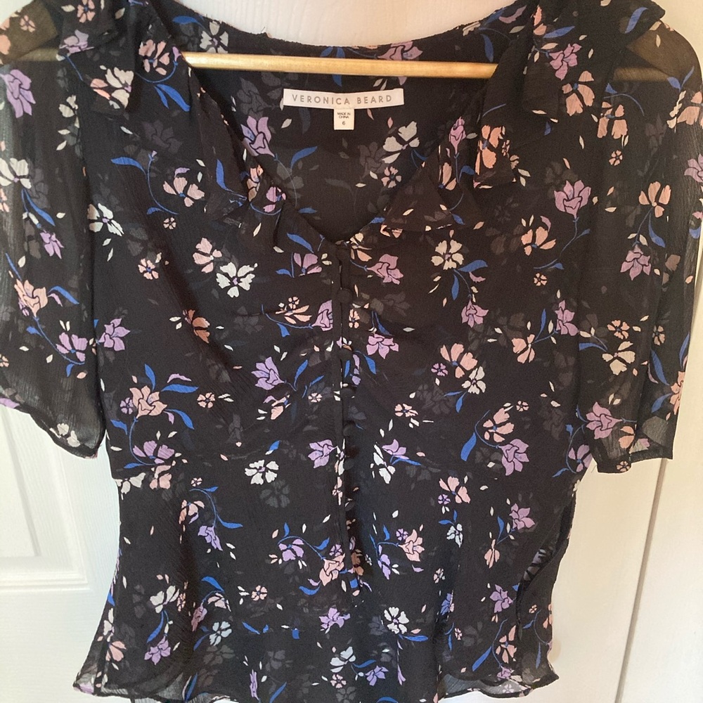 Veronica beard silk blouse size 6